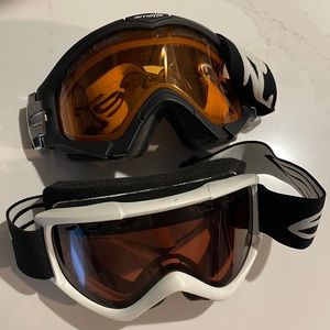 Arnette brand snow goggles for skiing or snowboarding